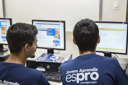 Aprendizagem 4.0 ajuda jovens a conquistar vagas no mercado de trabalho