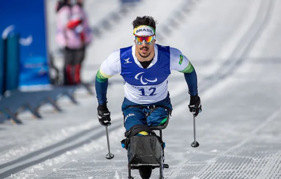 Esqui cross-country encerra campanha paralímpica brasileira em Pequim