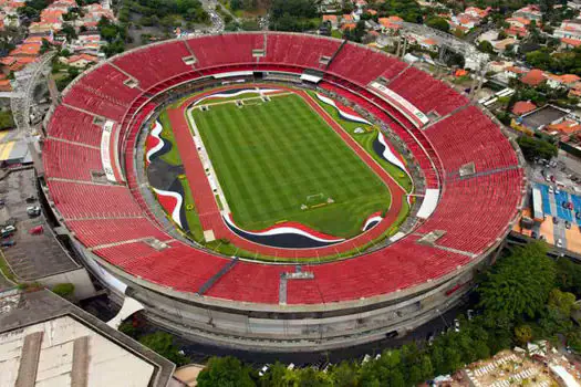 FUSSP doa R$ 747 mil arrecadados em leilão de letreiro do estádio do Morumbi para Rio Grande do Sul