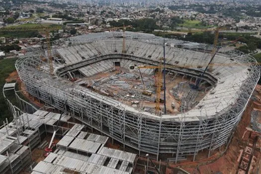 Gigante de aço: estádio do Galo chega a 47% das obras com 12 mil toneladas de aço