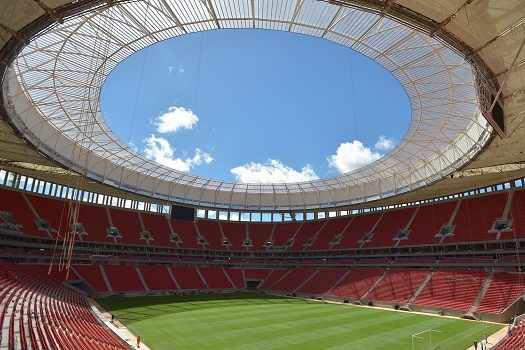 Governo de SP libera 100% do público em jogos de futebol nos estádios