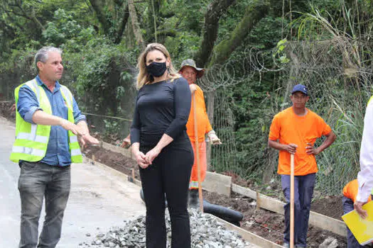 Estado atende solicitação de Carla Morando e inicia reforma de vicinal em Mauá