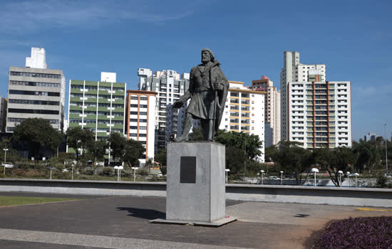 Estátua de João Ramalho será revitalizada e ganhará novo endereço