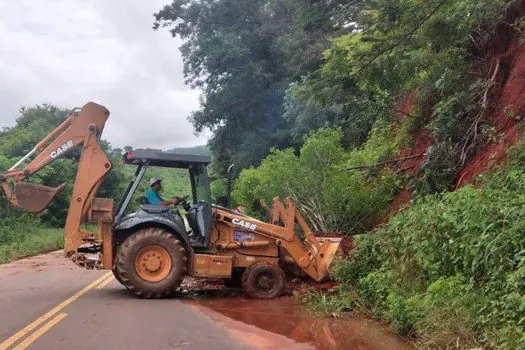 Chuvas deixam 45 mil desalojados e 6,6 mil desabrigados em MG