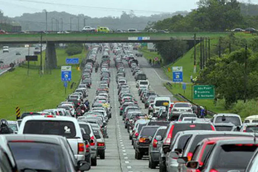 Previsão de trânsito nos feriados da Páscoa e Tiradentes