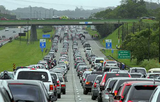 Previsão de trânsito nos feriados da Páscoa e Tiradentes