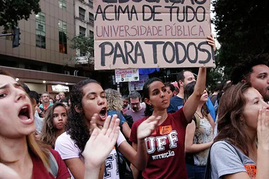 Atos de estudantes são pela Educação, afirmam entidades