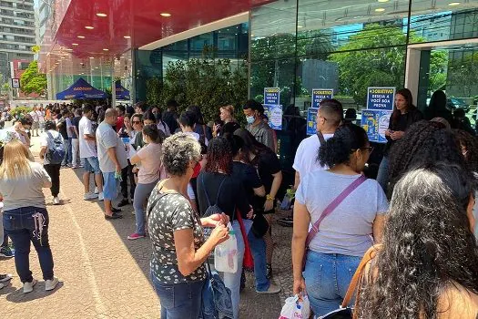 Primeiro dia do Enem começa em todo o país