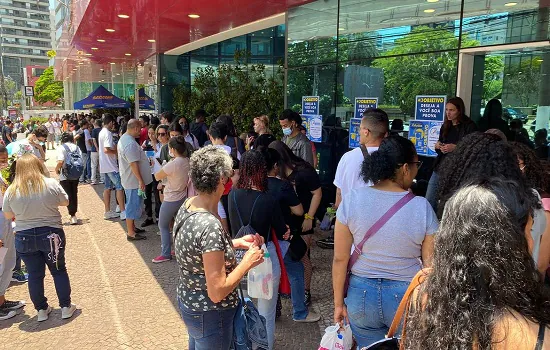 Primeiro dia do Enem começa em todo o país