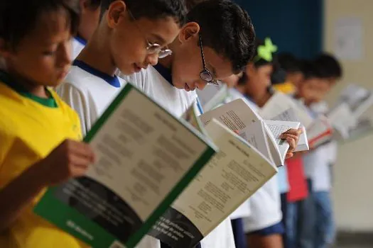 FNDE: edital seleciona livros didáticos para ensino fundamental