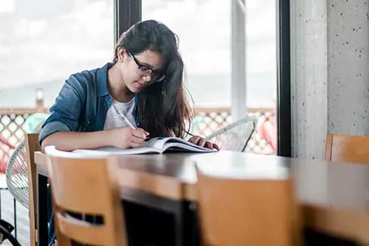 Escola Vereda oferece bolsas estudos de até 100% para jovens do Ensino Médio