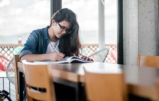 Escola Vereda oferece bolsas estudos de até 100% para jovens do Ensino Médio