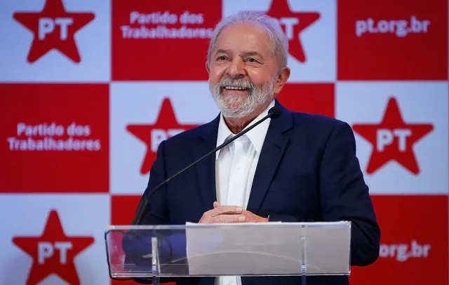 PT cobra até R$ 20 mil para jantar de aniversário com Lula