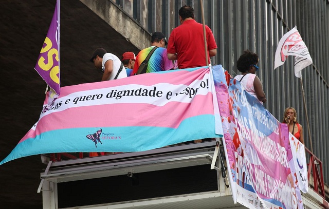 Marcha Trans ocupa ruas centrais de São Paulo e pede mais visibilidade