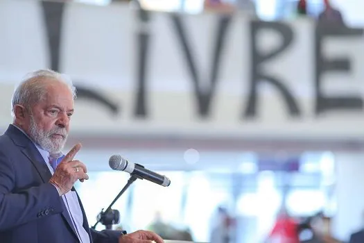 “Jamais trataremos PDT como inimigo”, diz Lula sobre críticas de Ciro Gomes