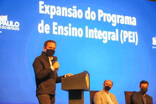 Governo de SP anuncia expansão do Programa de Ensino Integral para 2 mil escolas