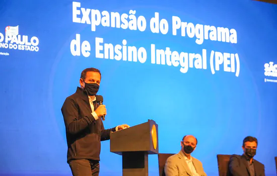 Governo de SP anuncia expansão do Programa de Ensino Integral para 2 mil escolas