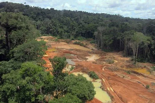 Governo pressiona Congresso por votação de PL para exploração em terra indígena