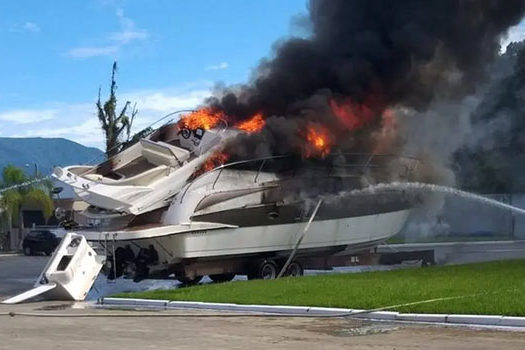 Explosão em lancha deixa três pessoas feridas em marina de Bertioga