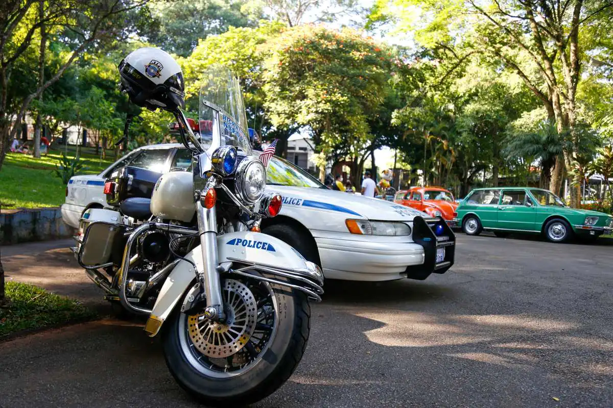 Dia do Trabalhador terá exposição de carros antigos no Bosque do Povo