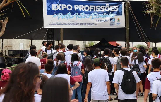 1ª Expo Profissões de Ribeirão Pires recebe 1500 estudantes