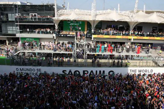 GP São Paulo de Fórmula 1 bate recorde de público em Interlagos