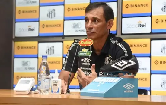 Bustos ainda vê defesa do Santos longe do ideal e cobra um time mais “matador”