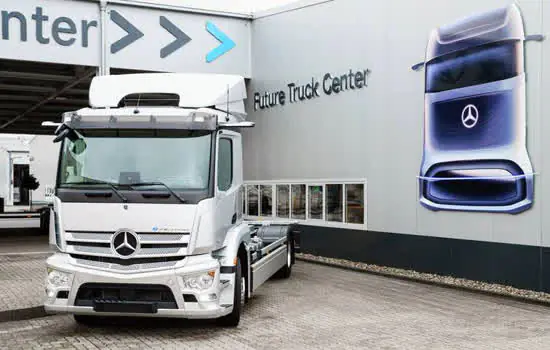 Produção em série do eActros tem início na fábrica da Mercedes-Benz em Wörth