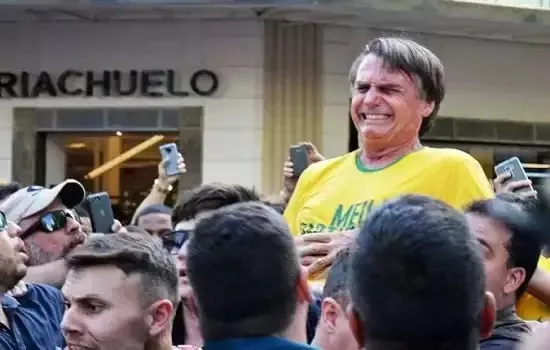 Bolsonaro relembra facada com vídeo que diz desconhecer: “Nem sabia que existia”