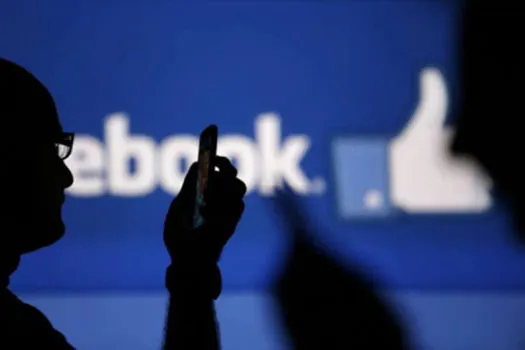 Facebook processa duas empresas por roubo de dados na rede social