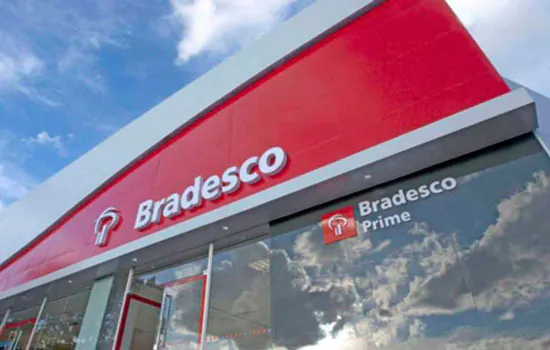 Itaú Unibanco e Bradesco pioram projeção do PIB do 1º tri após dado industrial