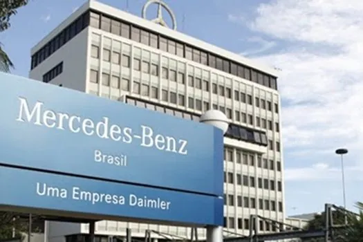 Mercedes-Benz paralisa produção na sexta (26)