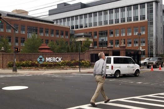 Merck cancela tratamentos para pacientes hospitalizados com covid-19