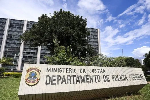 Operação da PF mira criminosos que fraudavam benefícios do INSS