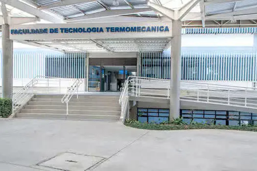 Faculdade de Tecnologia Termomecanica realiza lives sobre vestibular 2022