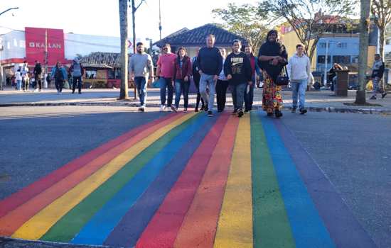 Ribeirão Pires revitaliza Faixa da Diversidade no Dia Internacional Combate à LGBTfobia