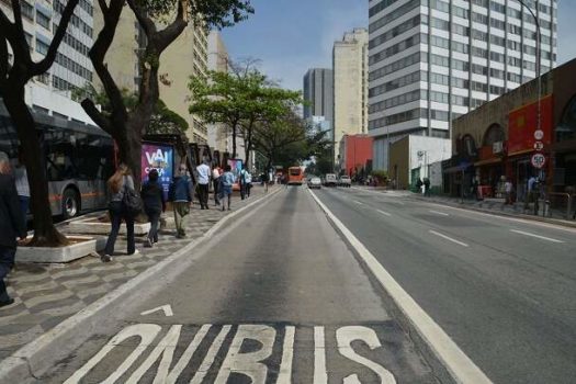 Prefeitura de São Paulo entrega mais 2,4 km de faixa de ônibus na Vila Maria