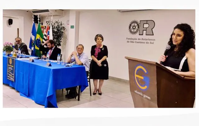 Diretora Geral da Fundação das Artes é homenageada pelo Rotary Club