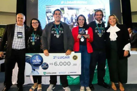 Estudantes da Fatec São José dos Campos ganham medalha em olimpíada aeroespacial