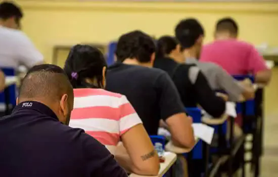 Alunos de Fatecs podem se inscrever para programa de bolsas do Santander Universidades