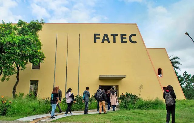 Convocados na segunda chamada do Vestibular das Fatecs devem fazer a matrícula nesta terça