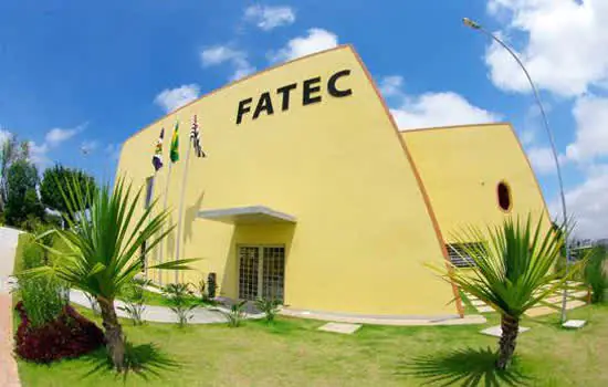 Fatecs abordam carreiras e diversidade em eventos online