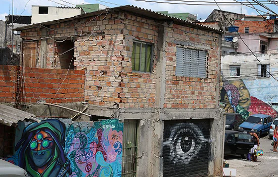 Cerca de 9% da população da cidade de São Paulo vivem em favelas