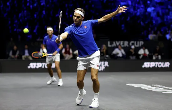 Roger Federer encerra sua vitoriosa carreira no tênis