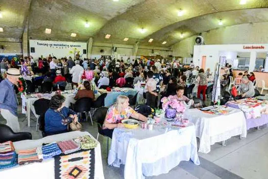 Centro de Referência do Idoso de São Bernardo retoma Feira de Artesanato