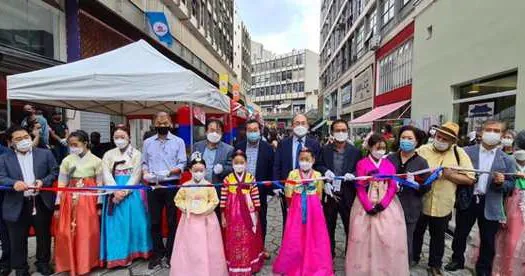 Feira do Bom Retiro movimenta bairro com cultura e gastronomia de vários países