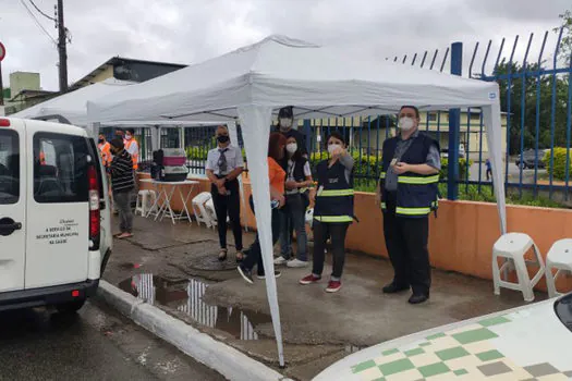 Vigilância em Saúde organiza ação para coibir a venda de animais em feira clandestina