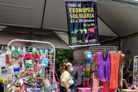 Feira da economia solidária reúne iniciativas de todo o país