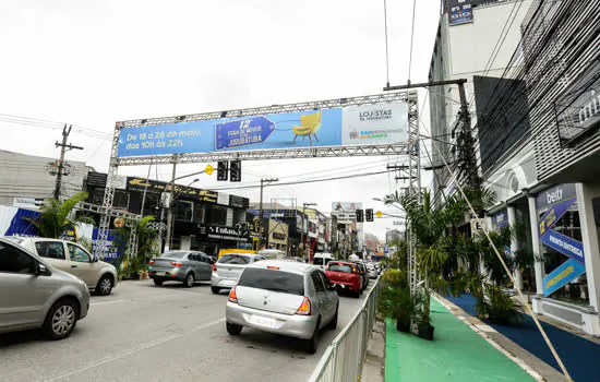 Feira de Móveis da Rua Jurubatuba ainda rende frutos para comerciantes