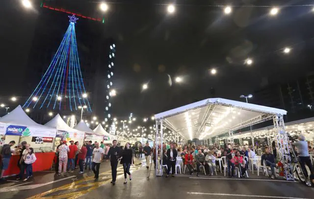 Paço de Santo André recebe Feira do Natal Solidário